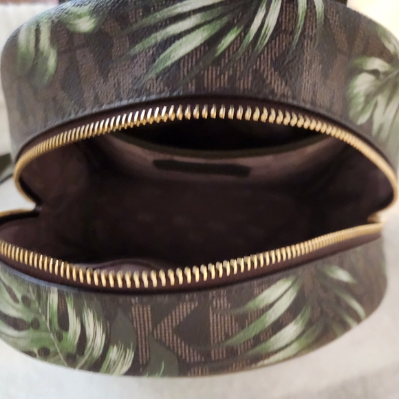 Michael Kors Palm Leaf Backpack - Picture 6 of 9